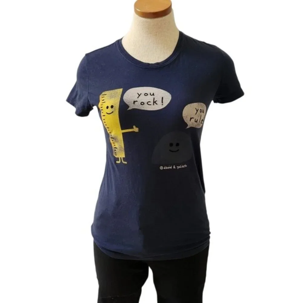 David & Goliath 'you rock, you rule' pun t shirt. Size M